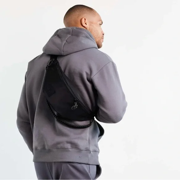 BEIS Black Men's sports pack Crossbody Bag - Picture 2 of 4